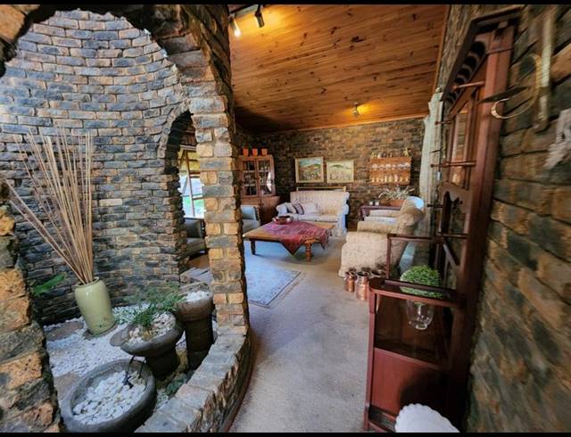 4 BEDROOM HOUSE FOR SALE IN PANORAMA